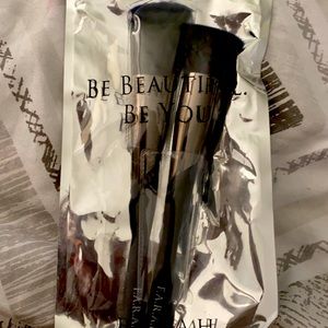 Rand new FARAH BRUSHEs